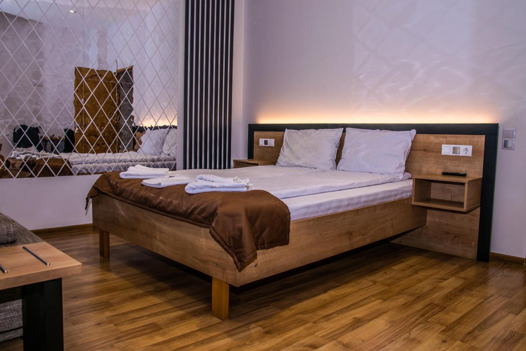 4rooms 3*