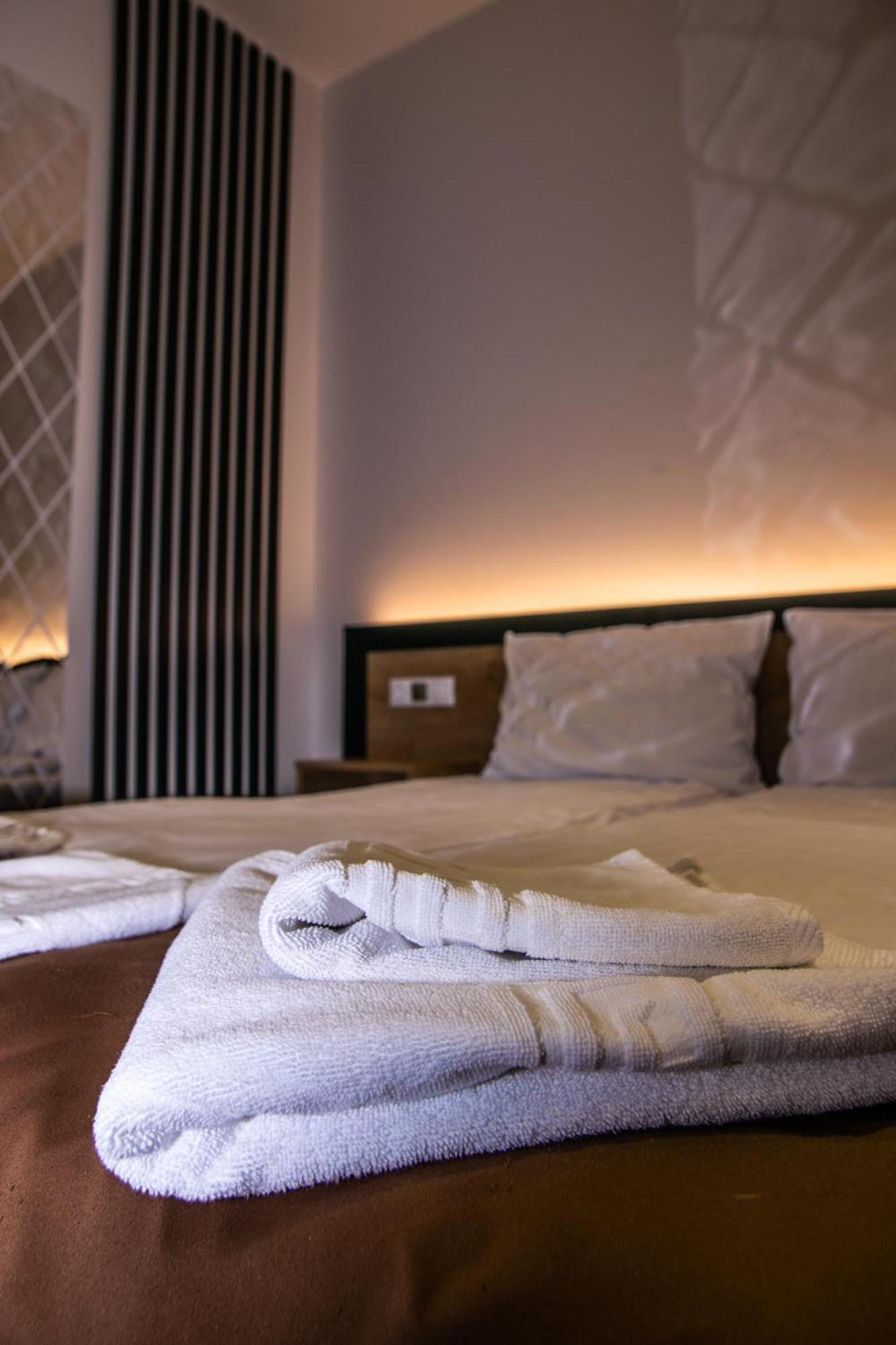 4rooms 3*